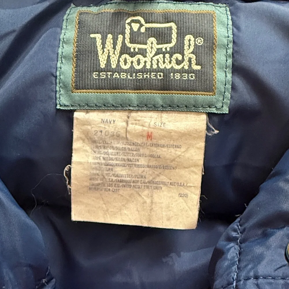 Vintage Woolrich puffer vest - Picture 6 of 17